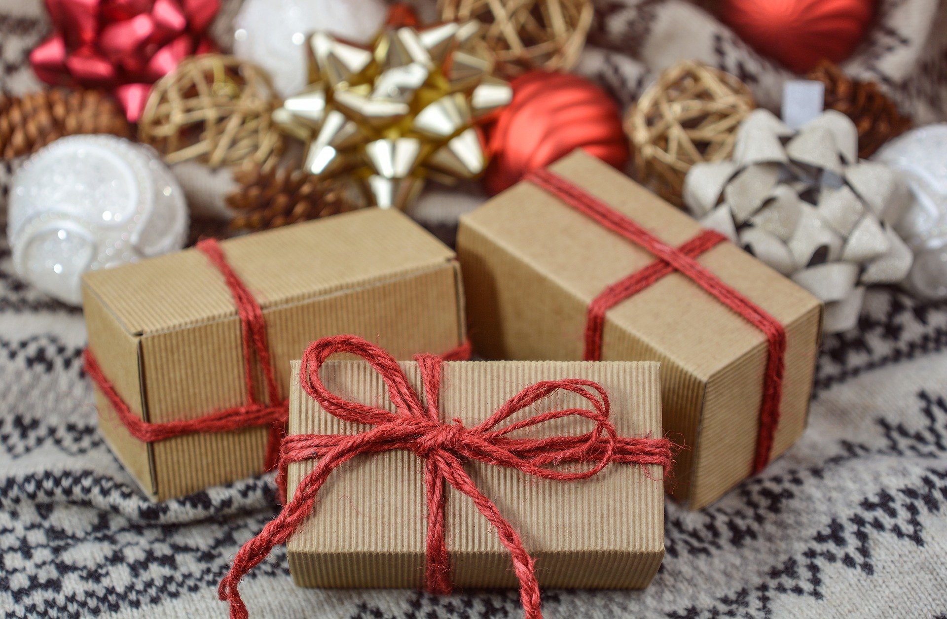 Best online Charity Shops for Christmas Gifts